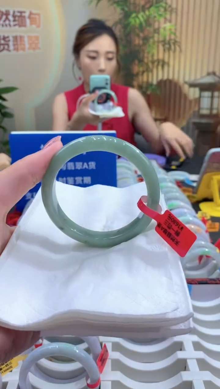 翡翠手镯未镶嵌000038231