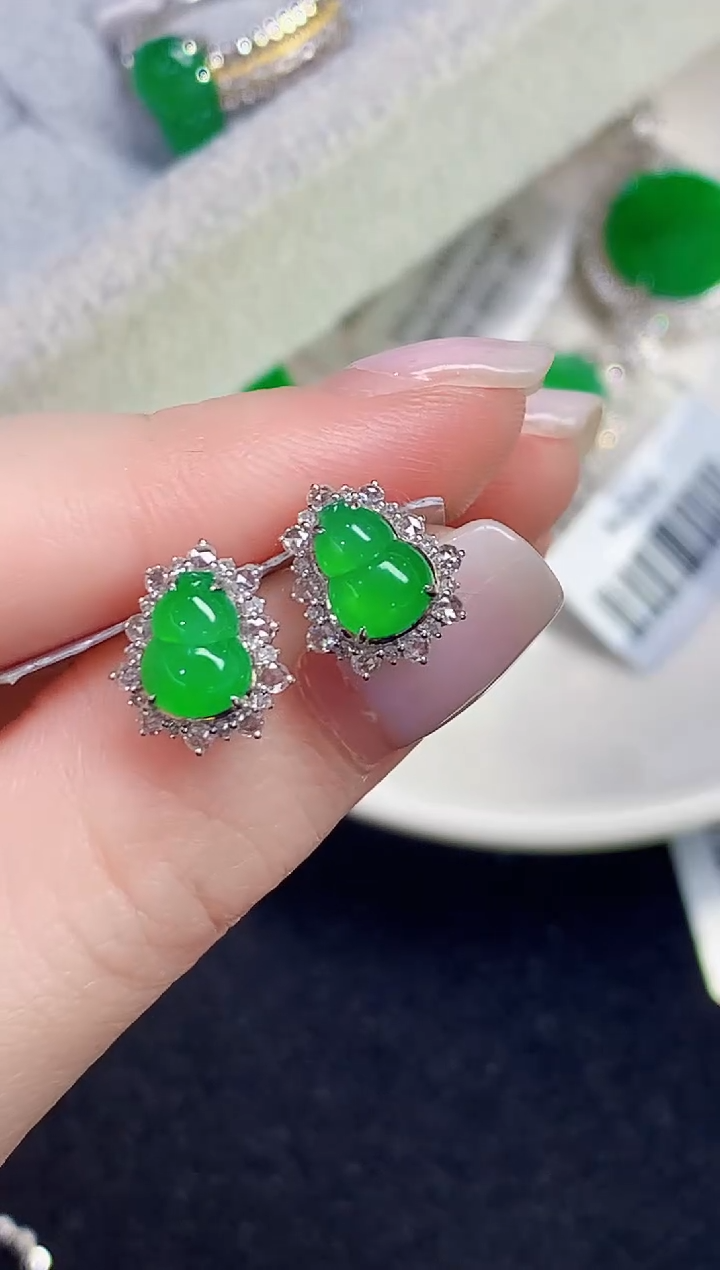 18K金镶嵌翡翠耳饰LSR
