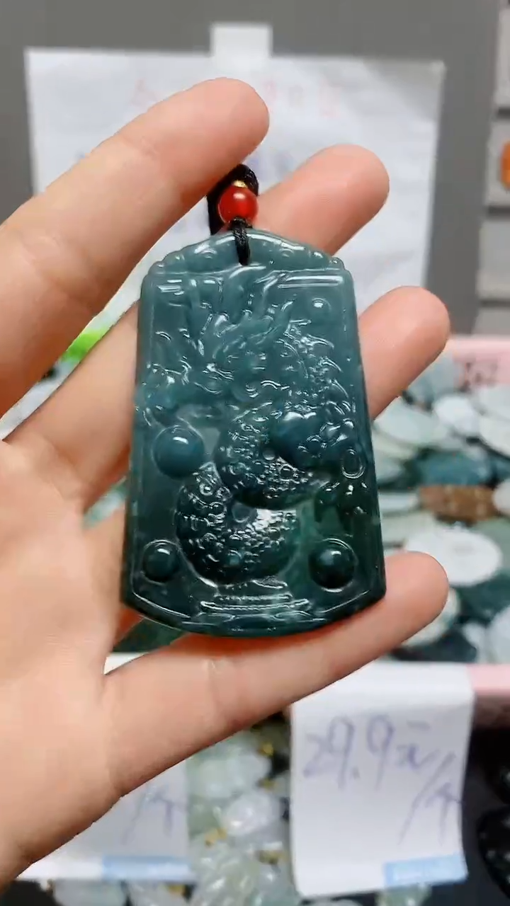 【闪购商品】翡翠颈饰未镶嵌天然翡翠A货