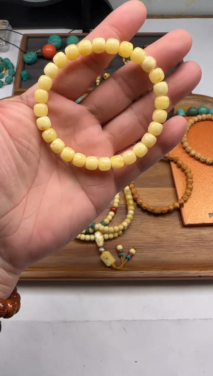 裸石蜜蜡未镶嵌ㅤ****?蜜蜡手串