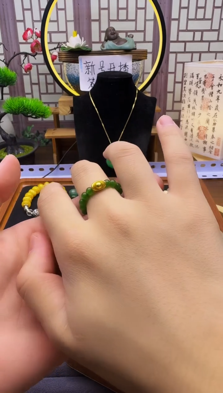 和田玉戒指14K金镶嵌J74