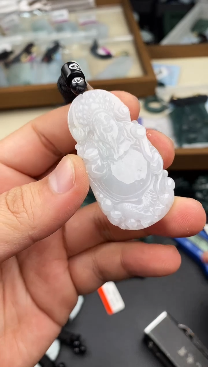 【闪购商品】翡翠颈饰未镶嵌  天然翡翠，一物一图