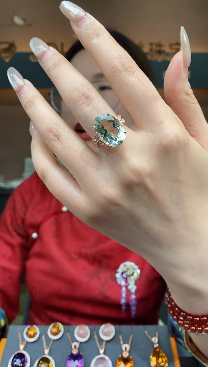 【闪购商品】绿水晶戒指银S925镶嵌绿水晶戒指