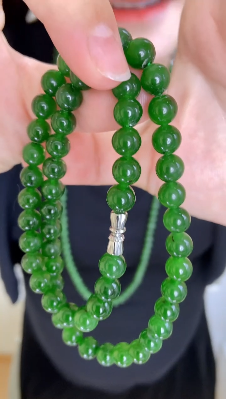 【闪购商品】和田玉（碧玉）项链未镶嵌卡7.8±阳绿黑点多 介意勿拍