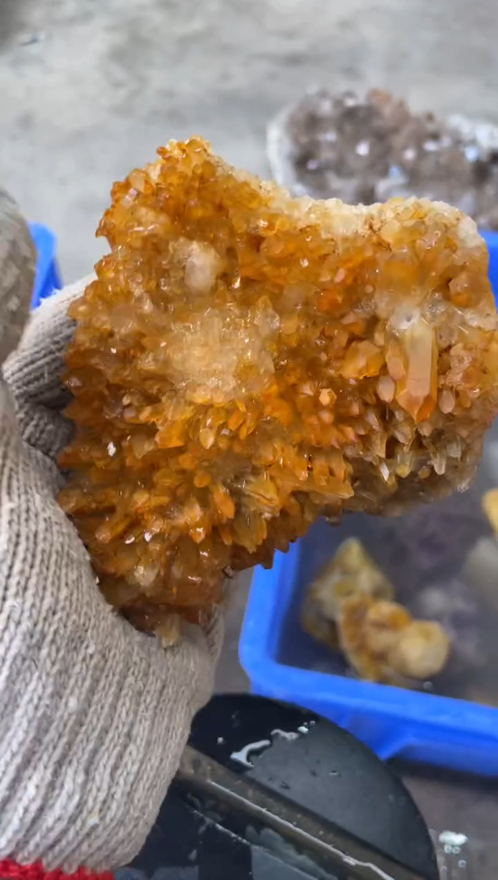 【闪购商品】黄晶原石未镶嵌天然黄水晶原石摆件拍2单99发1