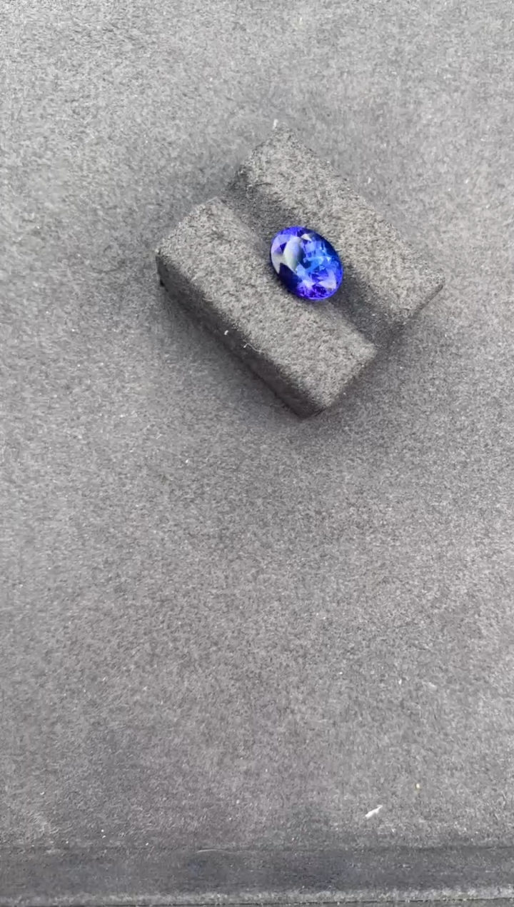 【闪购商品】坦桑石裸石未镶嵌3.2ct坦桑石