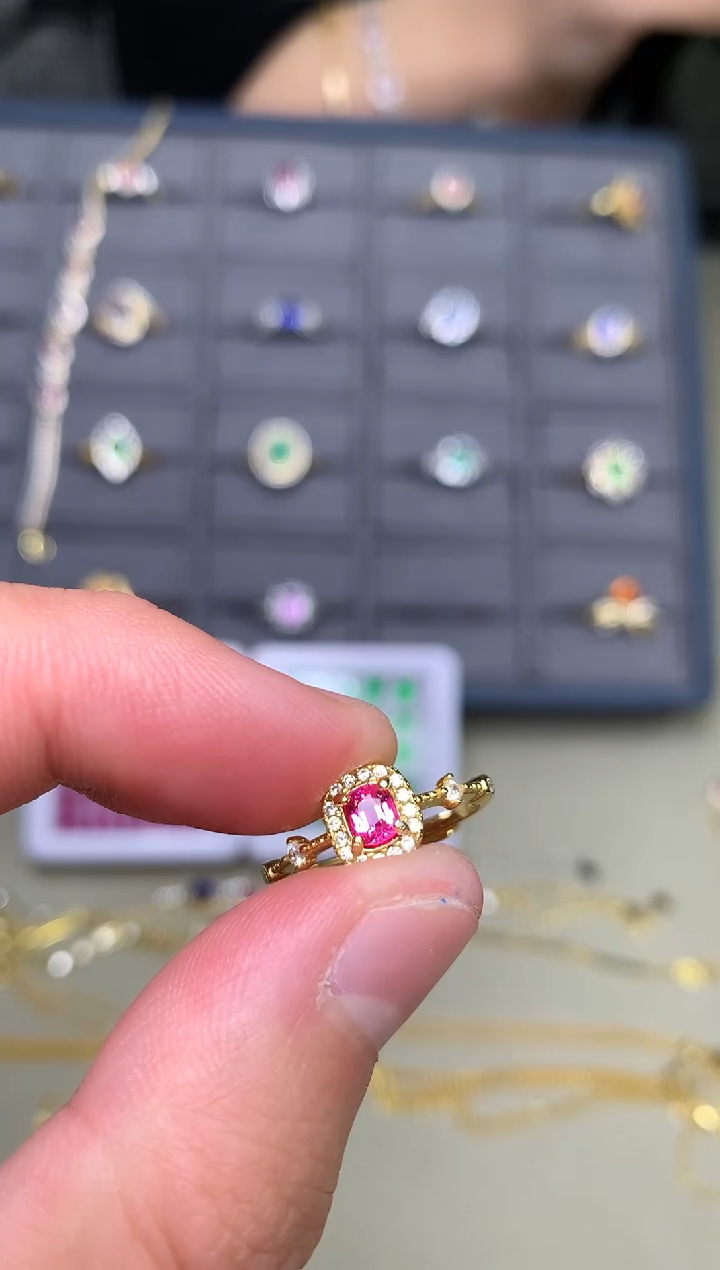 银S925镶嵌戒指尖晶石戒指