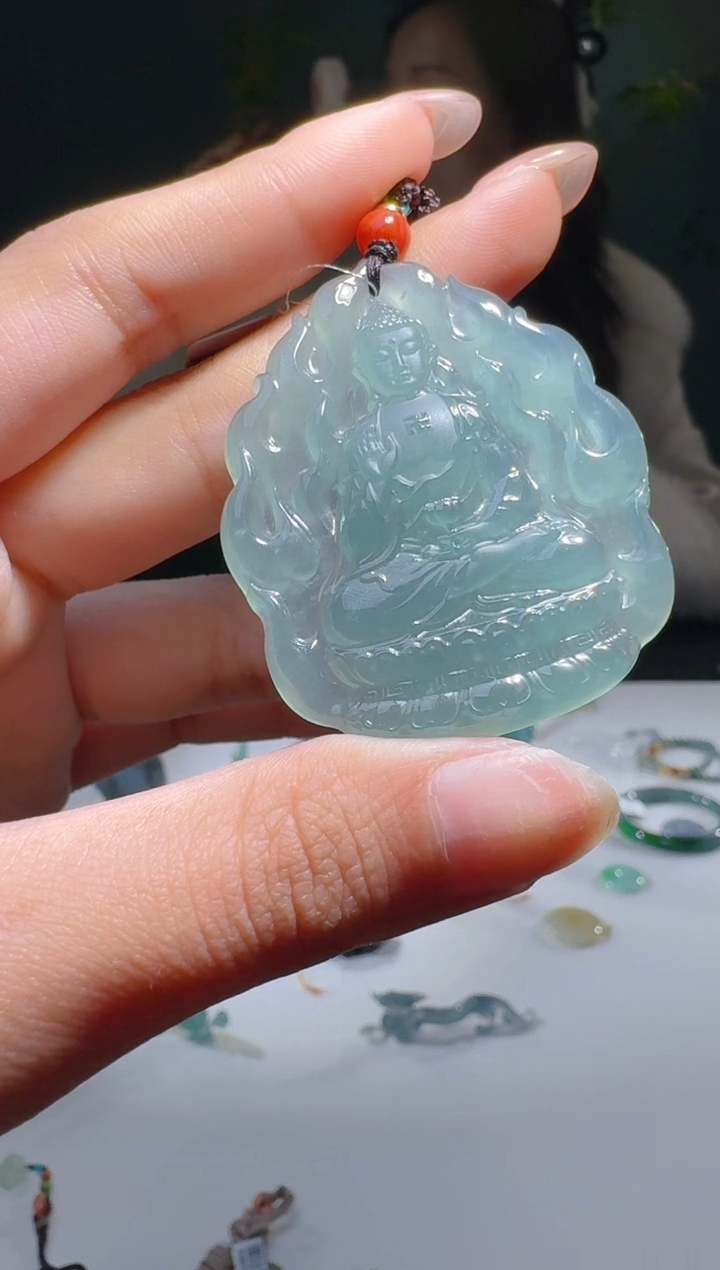 【闪购商品】翡翠颈饰未镶嵌天然A货翡翠大日