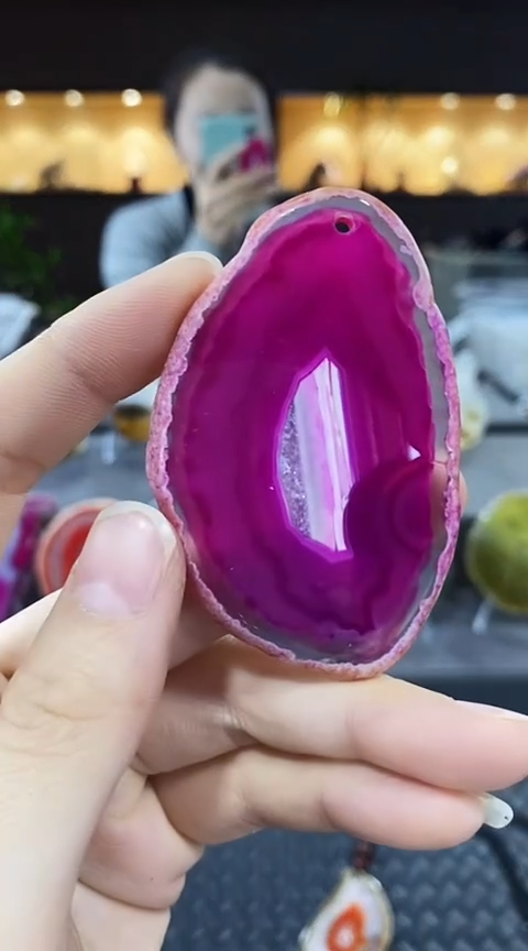 未镶嵌颈饰玛瑙/玉髓莲**心玛瑙