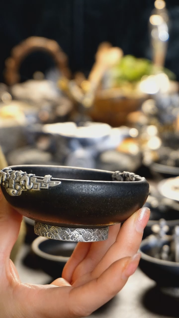 【闪购商品】境秋 蟠螭黑陶主人杯