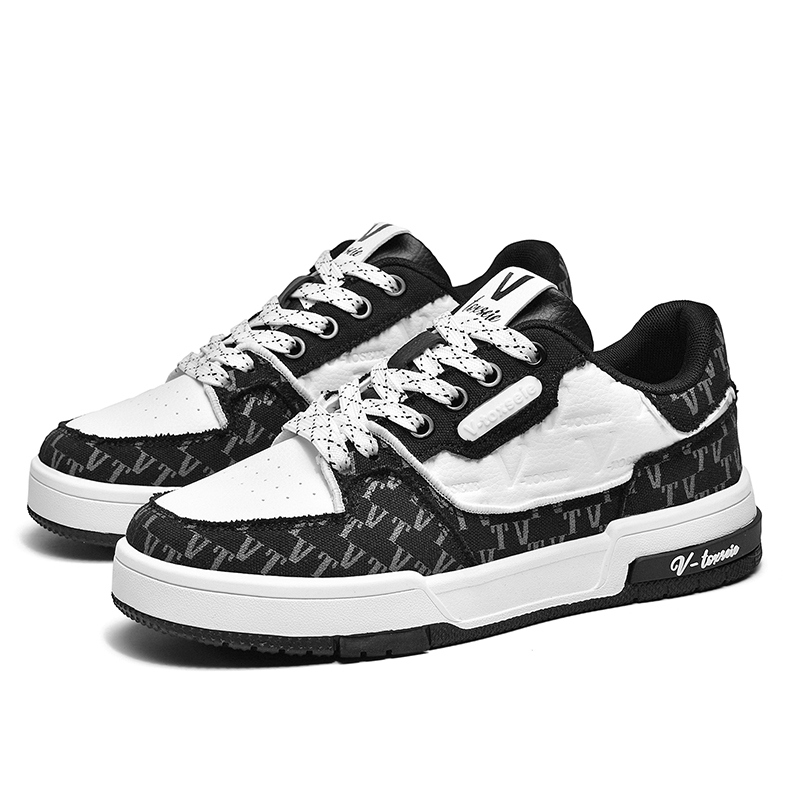 新人专属新款板鞋轻奢耐磨时尚