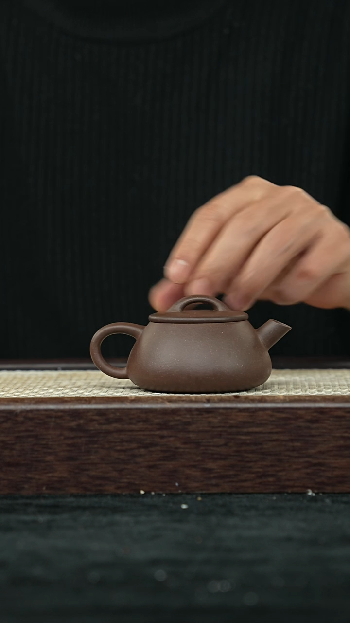 【闪购商品】紫砂茶壶@@EH12559史杏华快意石瓢