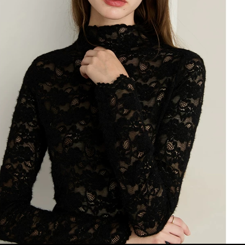 【莫奈花园】2025年新款时尚百搭镂空蕾丝打底衫