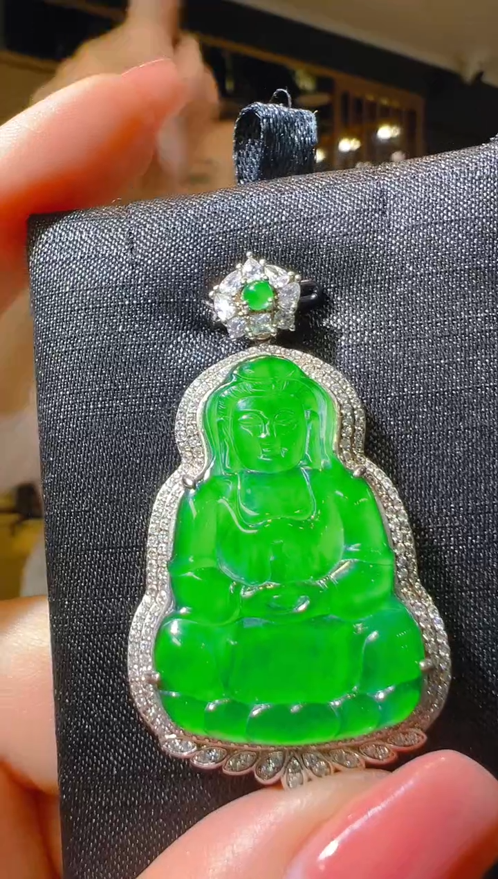 【闪购商品】翡翠吊坠(赠链)银S925镶嵌043（多样性发货）