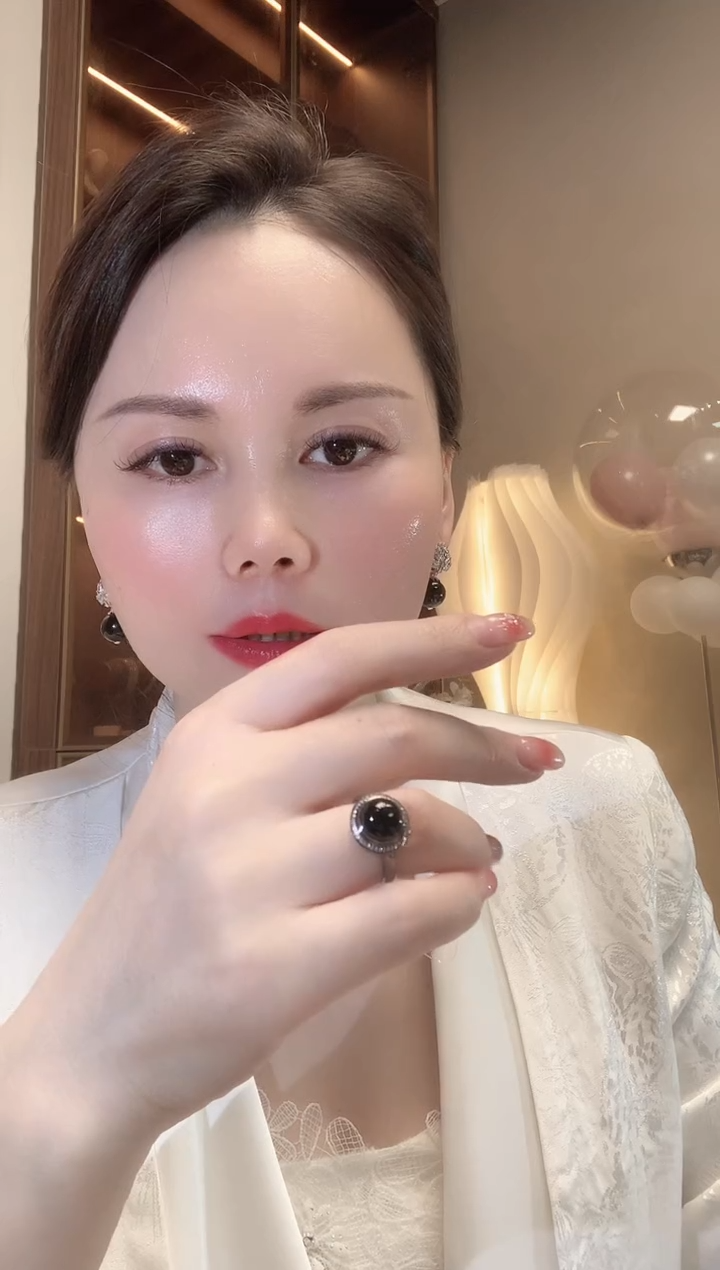 【闪购商品】翡翠戒指18K金镶嵌C83 翡翠