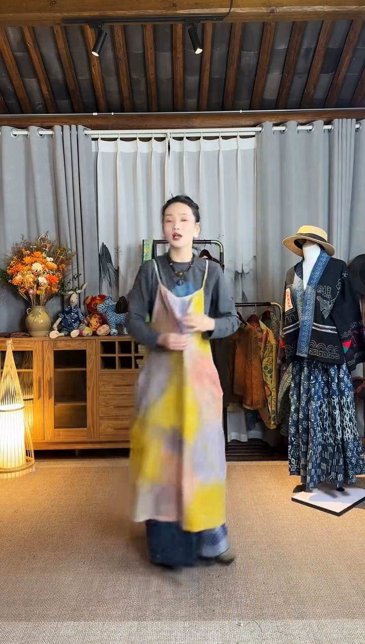 【闪购商品】设计师款花果染吊带裙