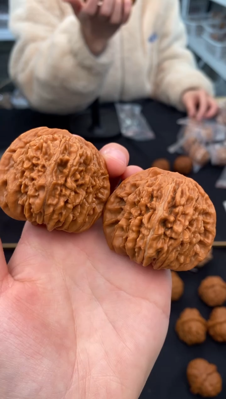 【闪购商品】文玩核桃把件四座楼47-t391