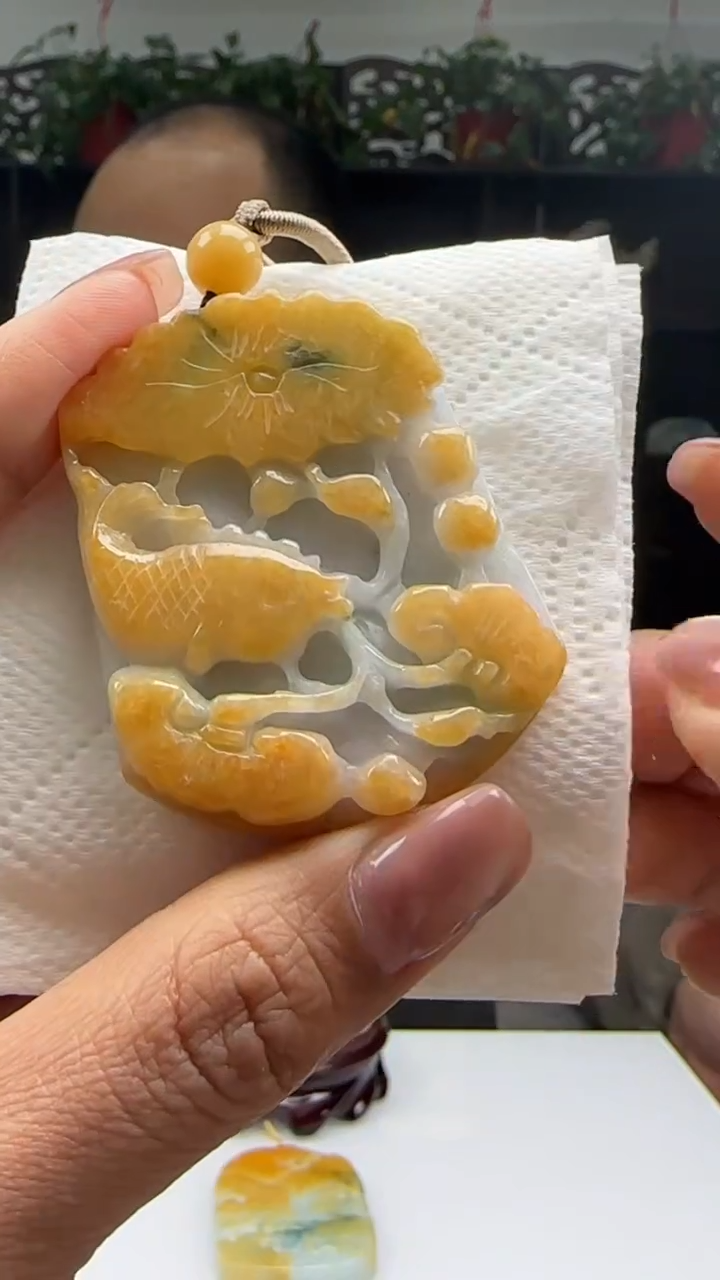 【闪购商品】翡翠颈饰未镶嵌天然翡翠A货吊坠