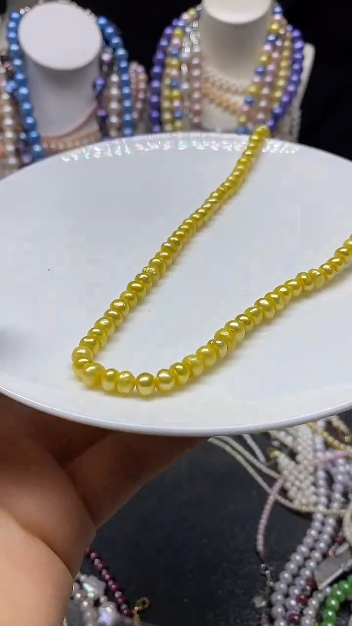 颈饰未镶嵌淡水珍珠多人