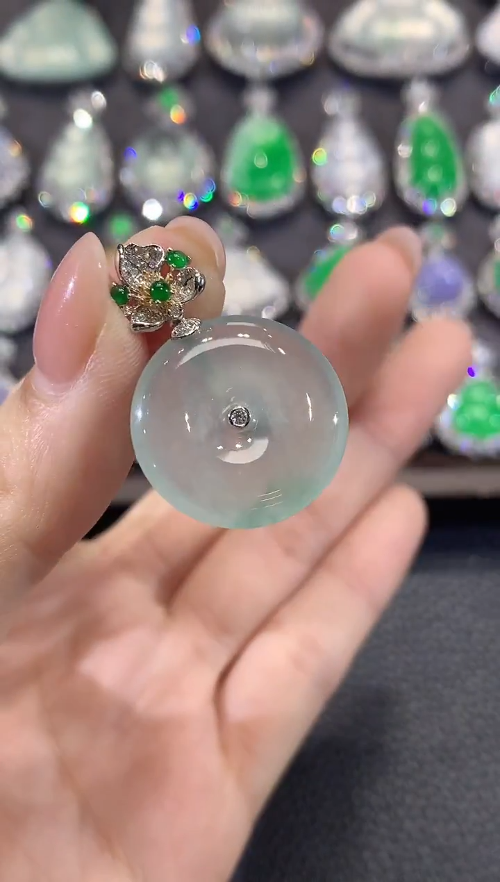 吊坠(不含链)18K金镶嵌翡翠D21翡翠