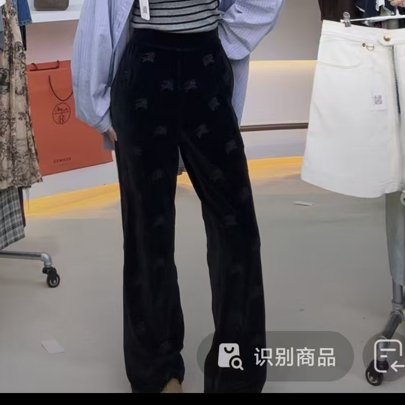 未使用 BURBERRY/博柏利 长袖满印长裤 黑色/25
