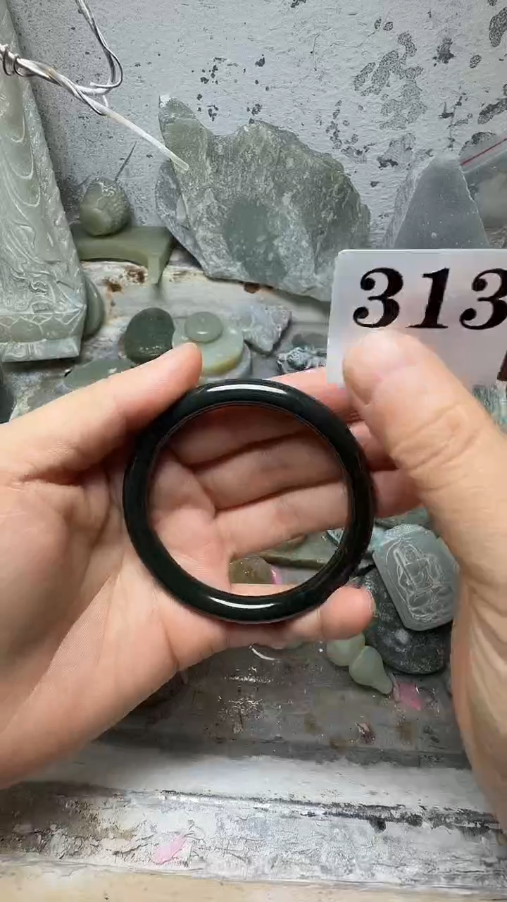 吊坠(赠链)未镶嵌和田玉手镯