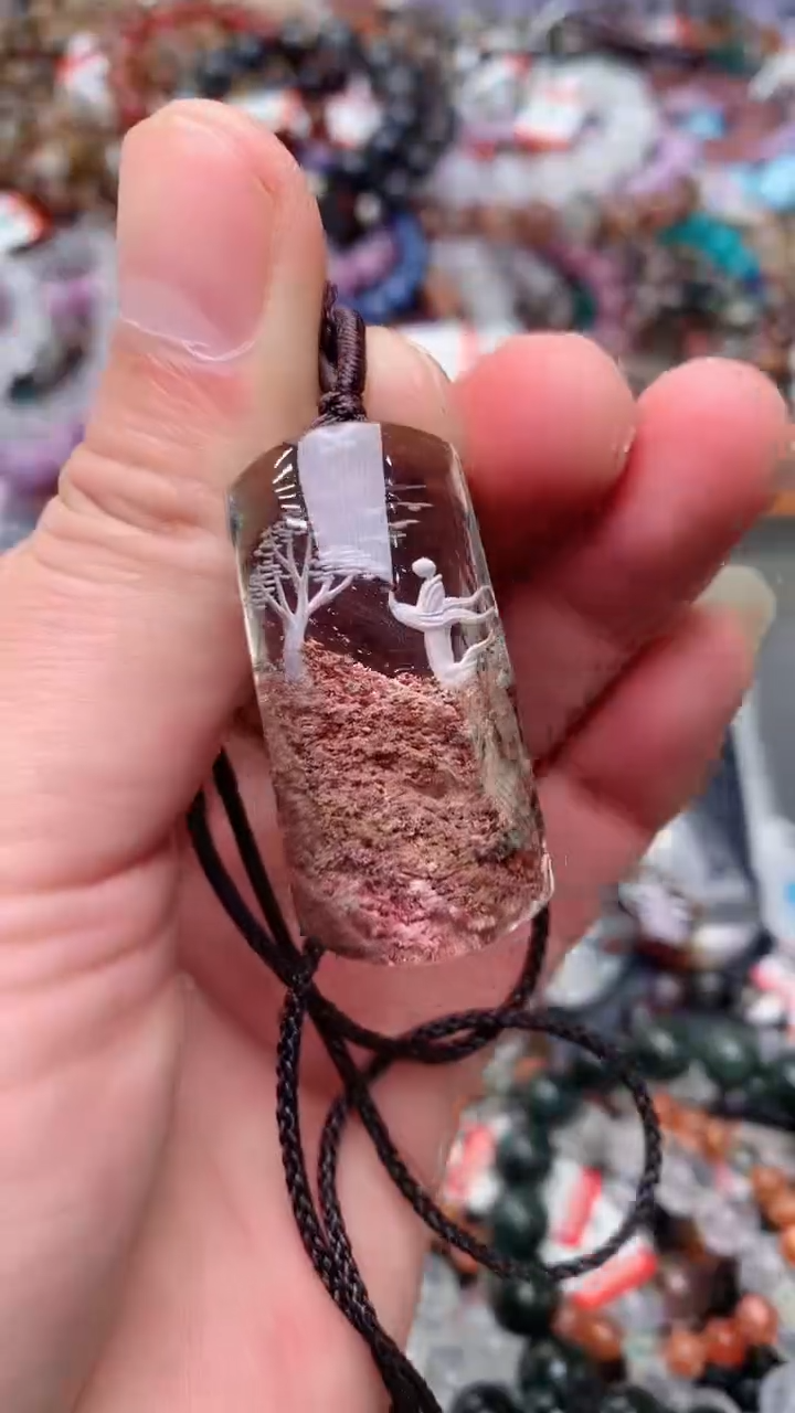 【闪购商品】水晶吊坠(赠链)未镶嵌52