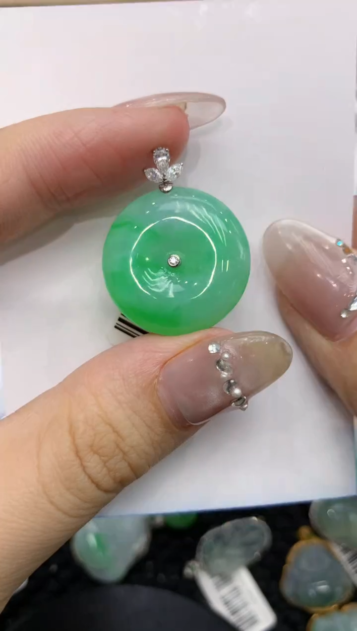 【闪购商品】翡翠颈饰18K金镶嵌222222222