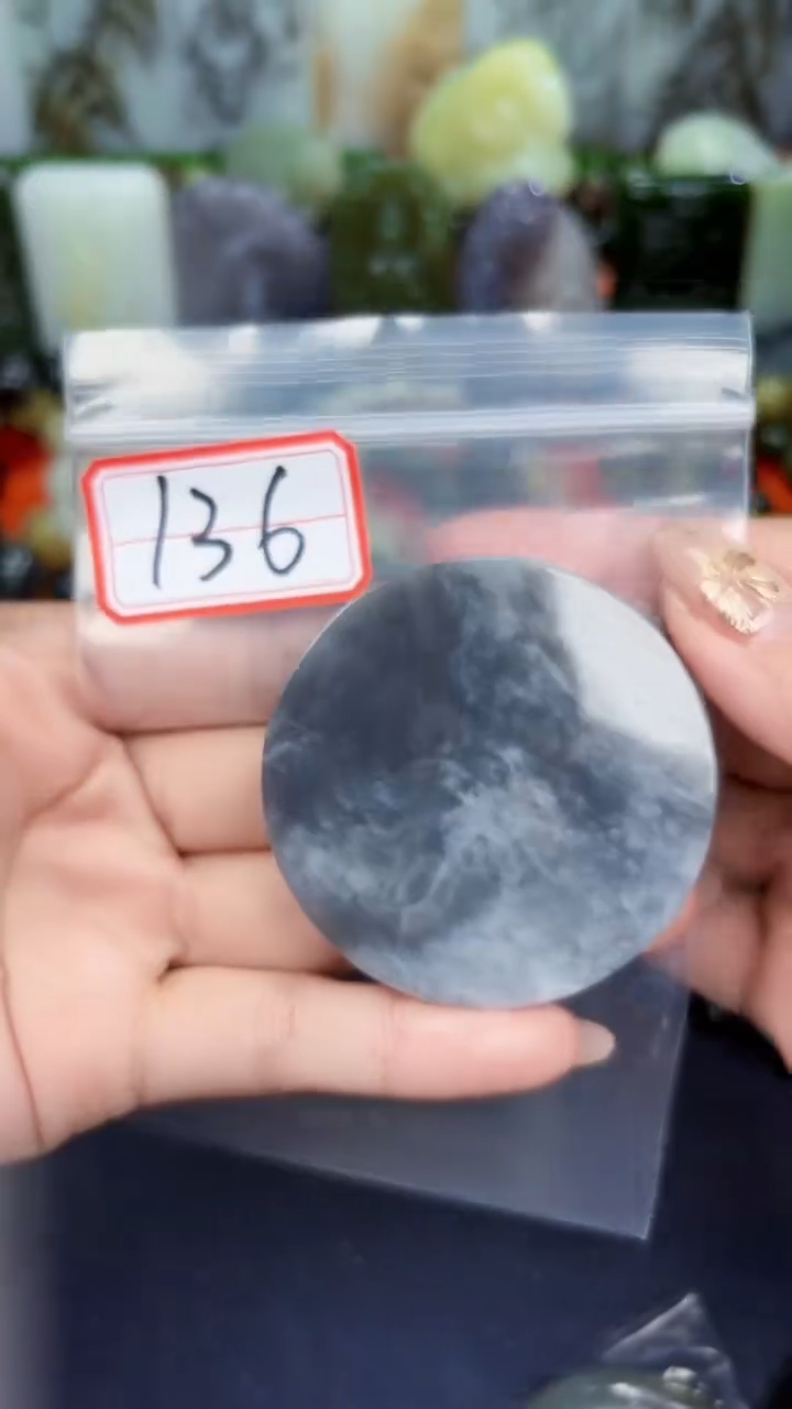 颈饰未镶嵌和田玉和田玉