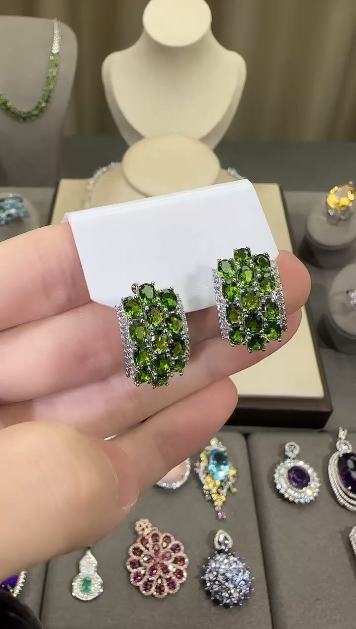 银S925镶嵌透辉石耳扣12mm耳扣高级款