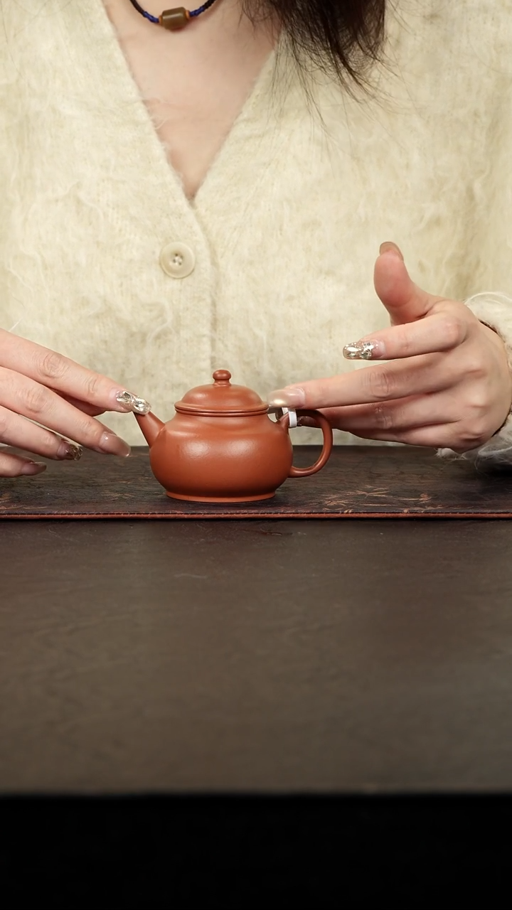 茶壶紫砂朱泥芭乐水平壶110cc