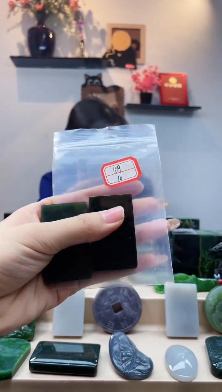 未镶嵌和田玉挂件1