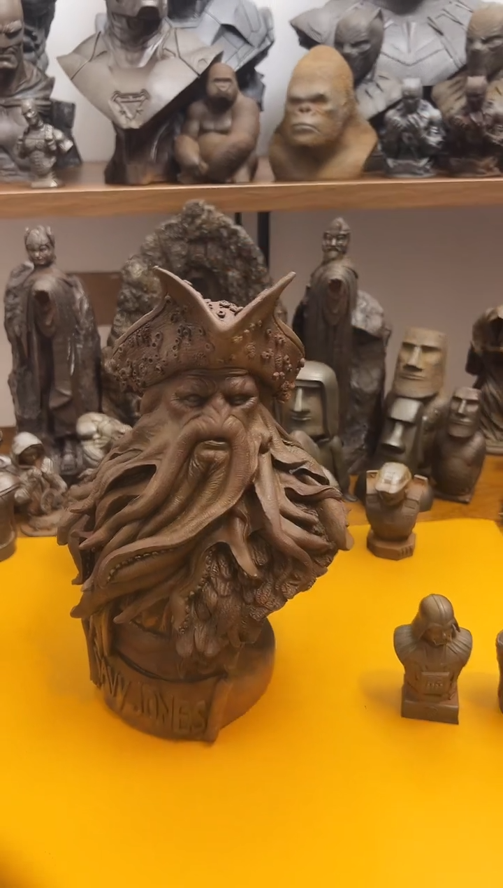 金属阿***l实心铁艺---大琼斯