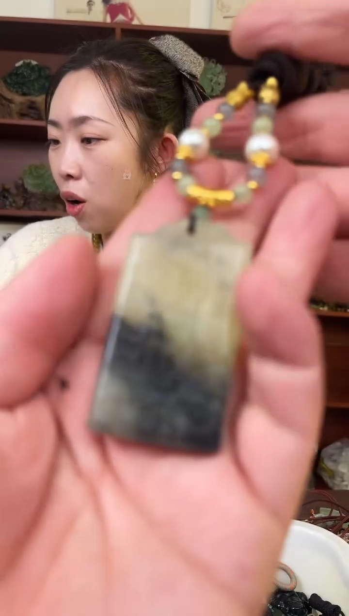 未镶嵌颈饰玛瑙/玉髓·