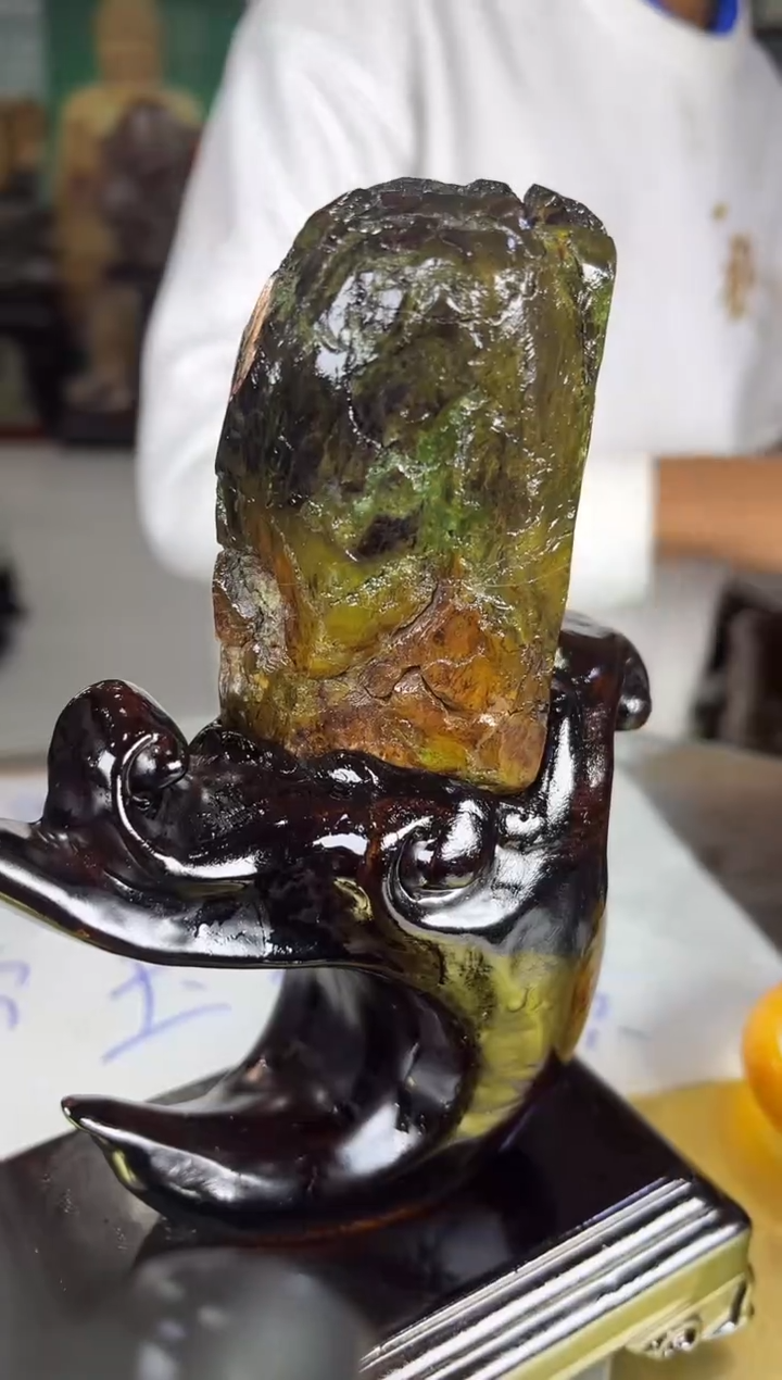 未镶嵌珠宝奇石硅化玉缅甸天然树化玉精品居家摆件