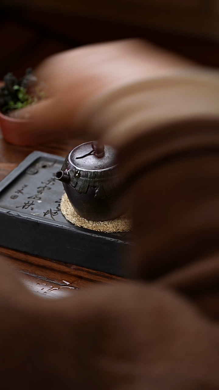 【闪购商品】紫泥茶壶芭蕉 110cc 豆碧 无添加 半手工