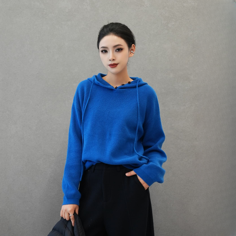 POPULARYW【柠海晴空】简约纽扣宽松显瘦纯色休闲短款连帽毛衣