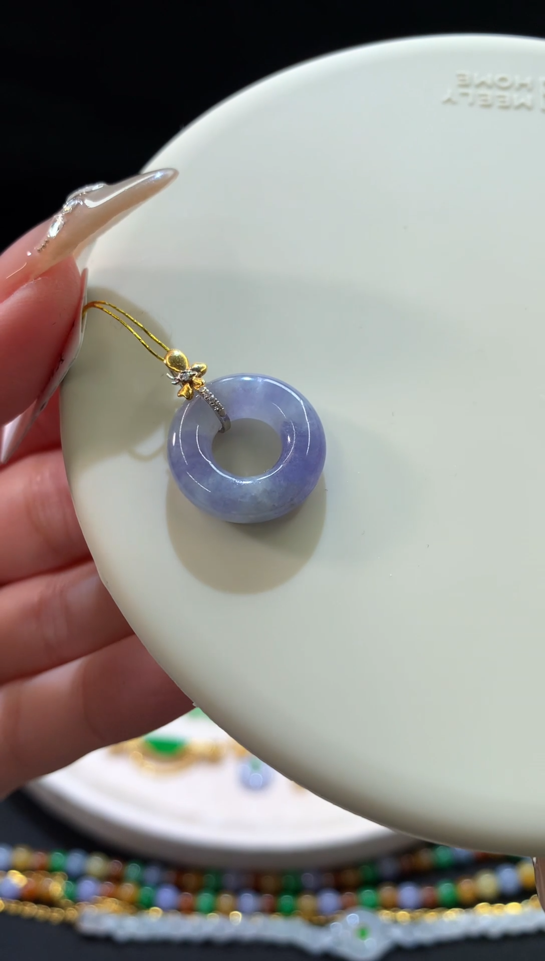 18K金镶嵌裸石翡翠一颗18k金紫罗兰甜甜圈