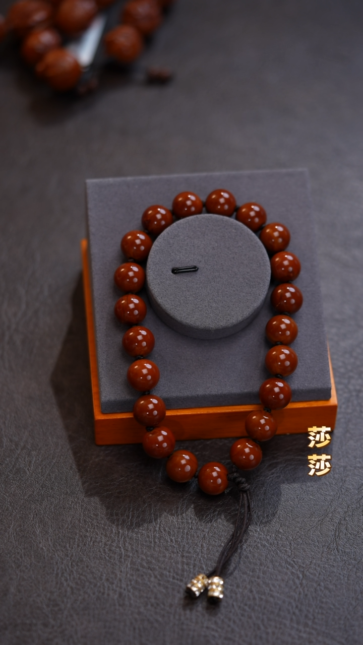 吊坠橄榄核圆珠v手持