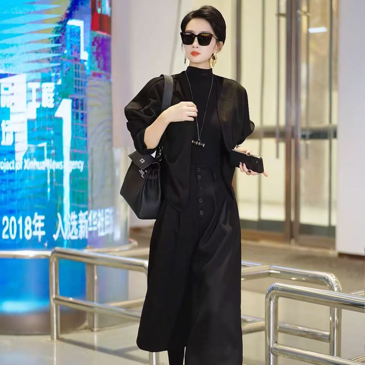 （萱萱推荐）气质宽松V领简约外套