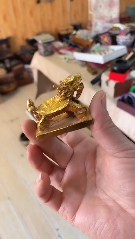 【闪购商品】摆件宫廷影视老旧工艺摆件