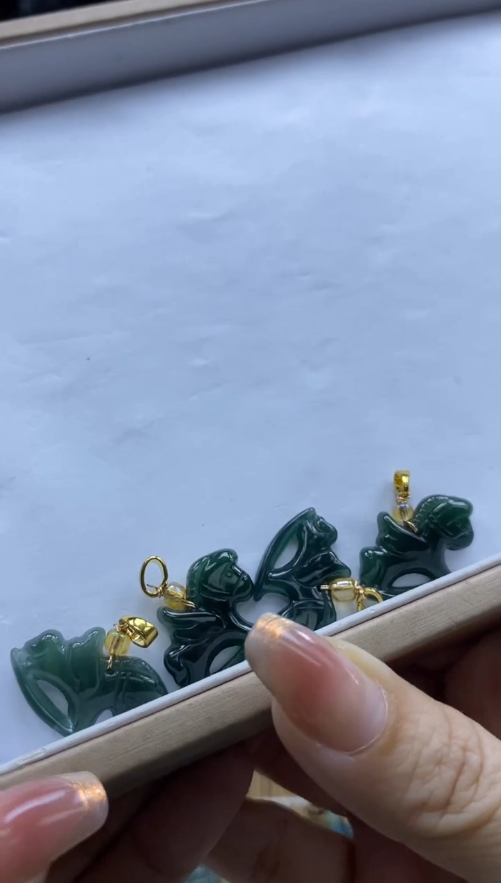 颈饰合金翡翠翡翠多样性发其一0103047