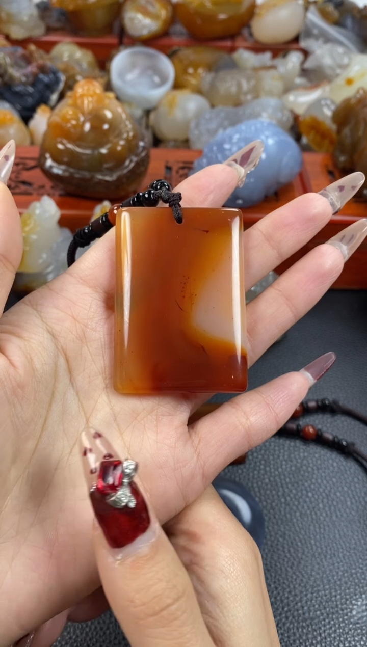 【闪购商品】玛瑙/玉髓挂件未镶嵌1