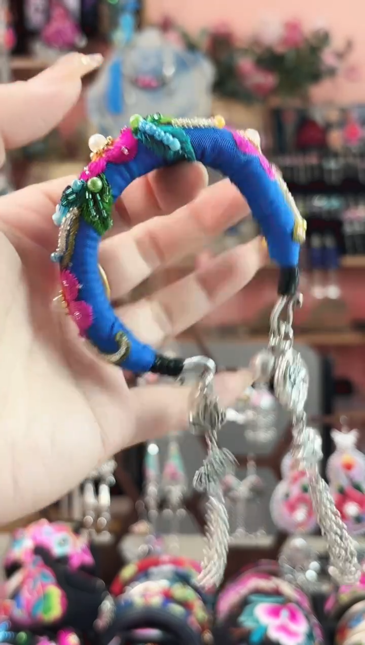 艺枝独绣手工饰品55