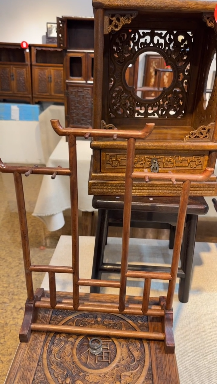 【闪购商品】香榧木花梨木   笔架  工艺品