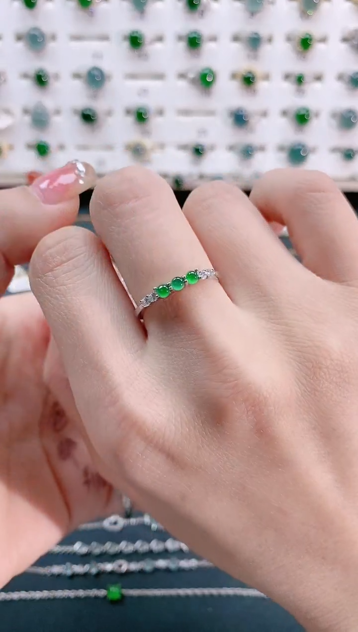 【闪购商品】翡翠戒指银S925镶嵌天然翡翠