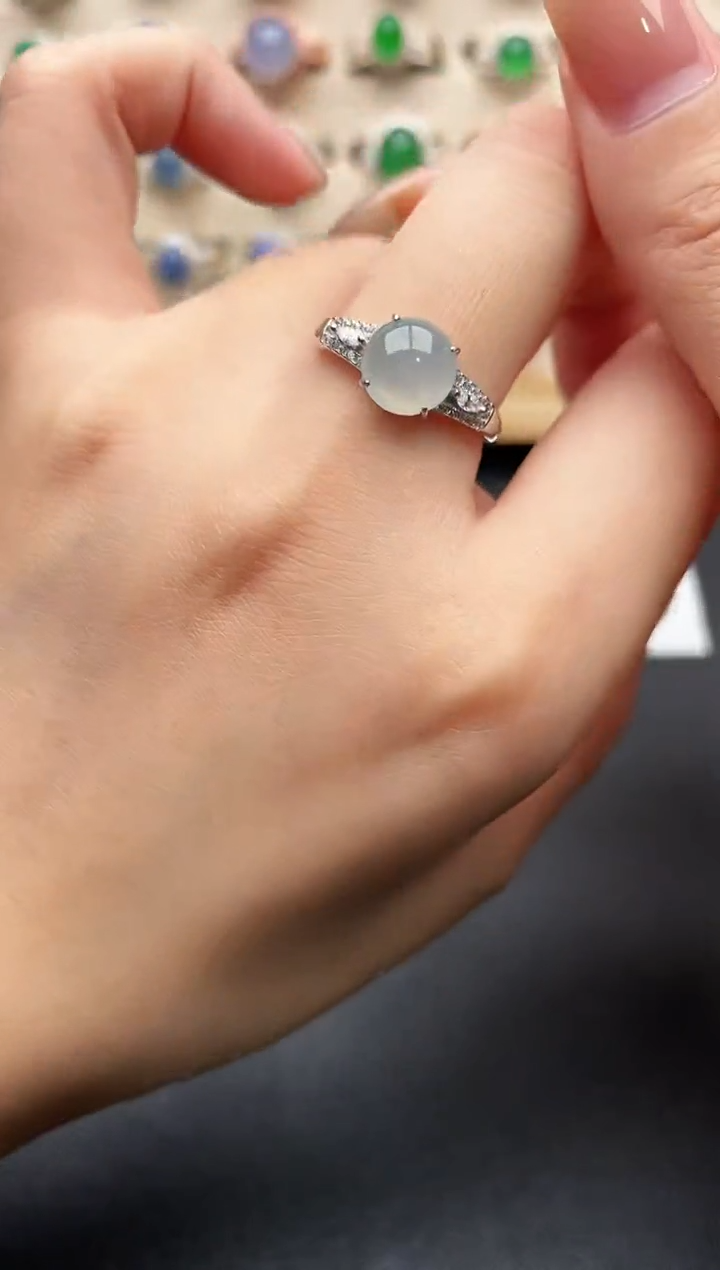 未镶嵌戒指翡翠一物一证一礼盒