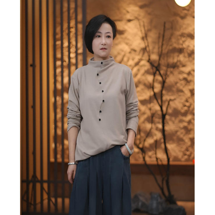 【蓉哥出品】7颗扣德绒打底衫E31
