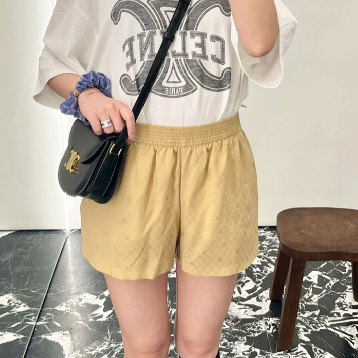 未使用 Celine/思琳 纯色Logo满印高腰休闲短裤女款 焦糖色/38