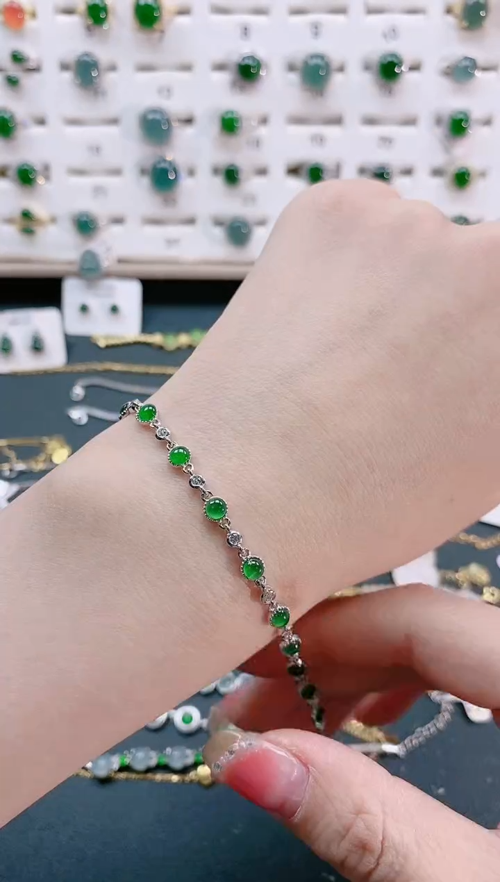 【闪购商品】翡翠手链银S925镶嵌天然翡翠